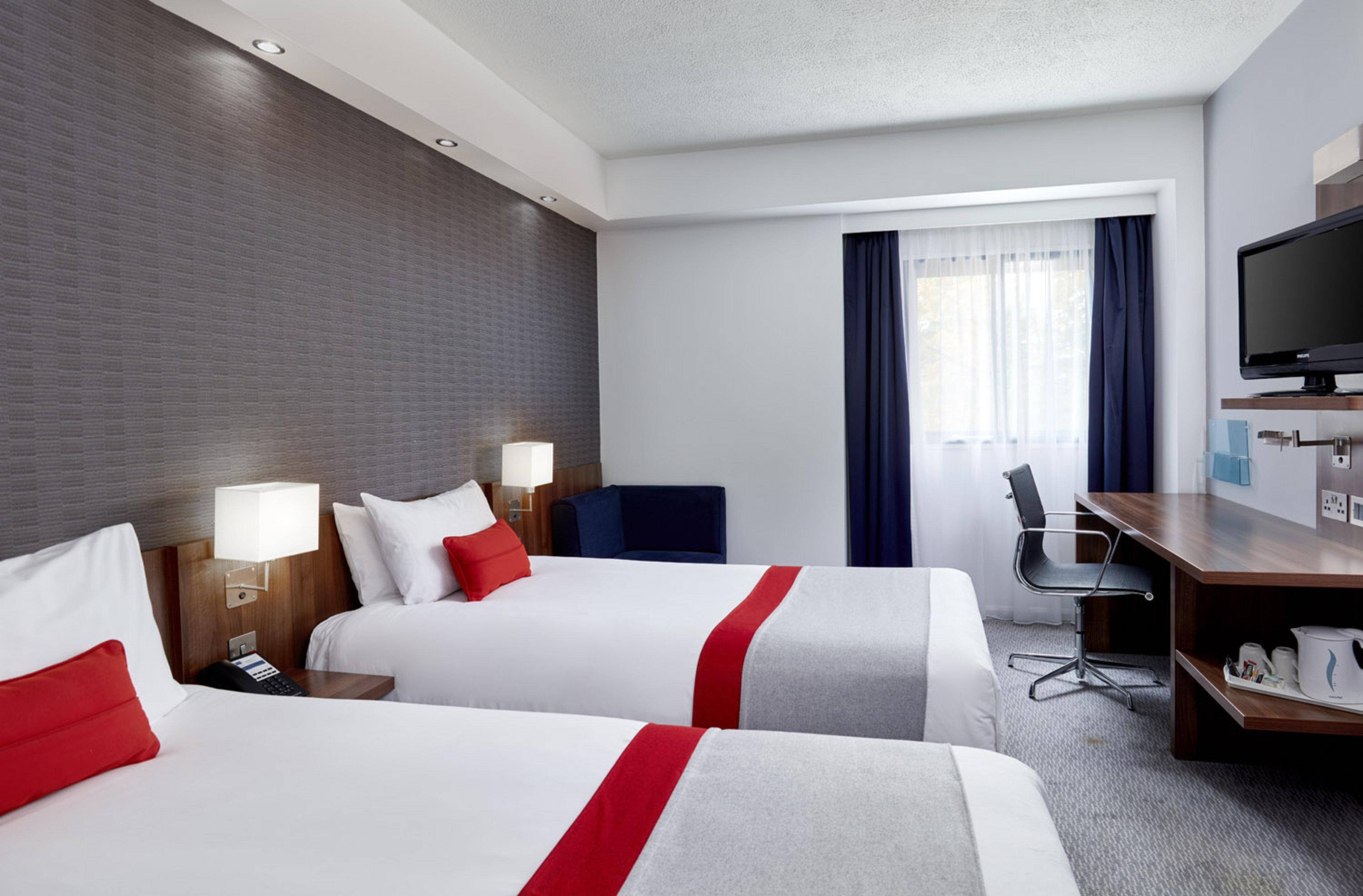 Holiday Inn Express Belfast City By Ihg Bagian luar foto