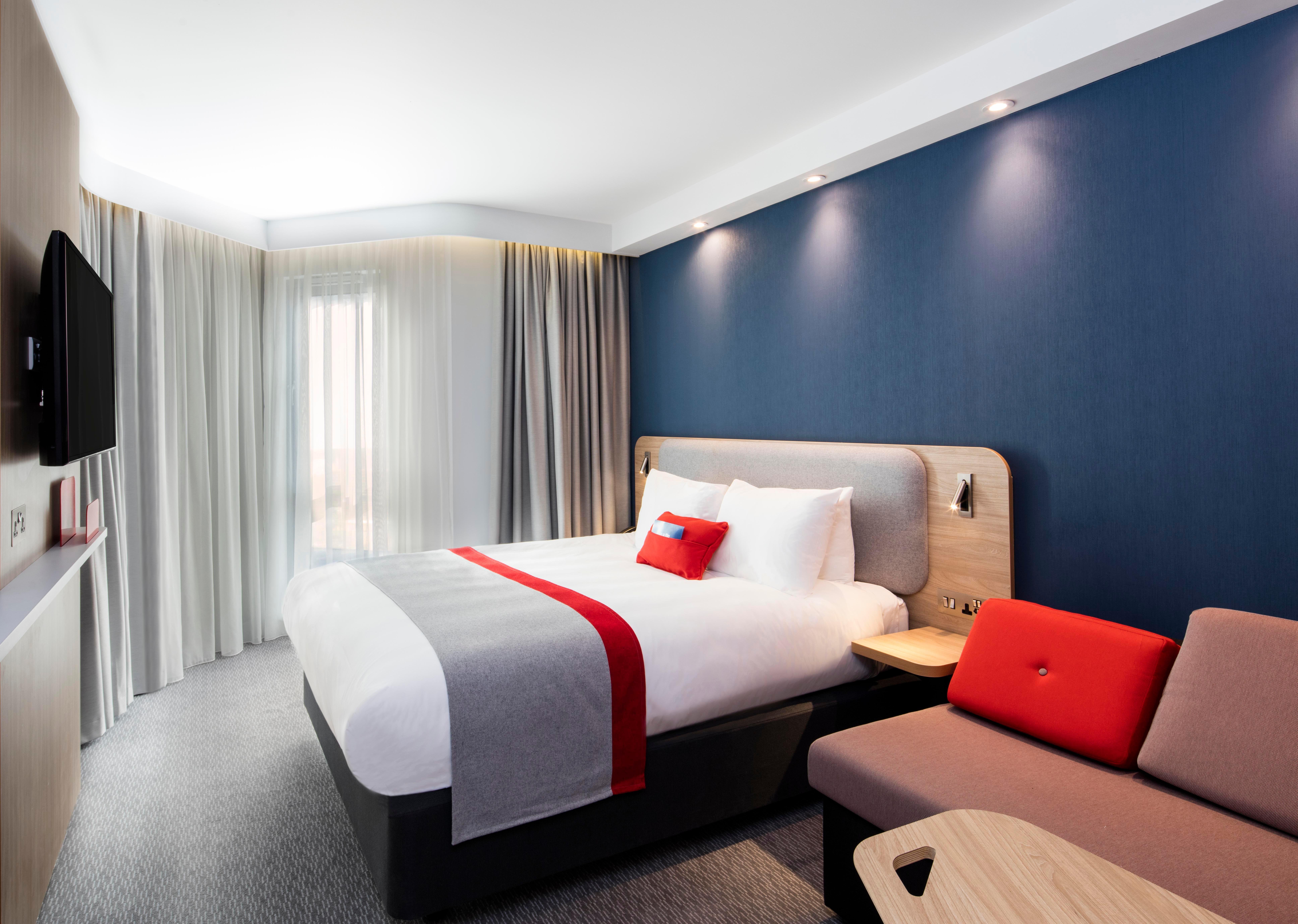 Holiday Inn Express Belfast City By Ihg Bagian luar foto